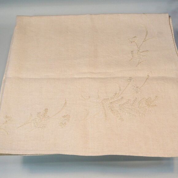 Tablecloth Vintage Unbleached Linen Hand Embroidered Beige 34 x 32 Card Table Sz - Picture 3 of 10